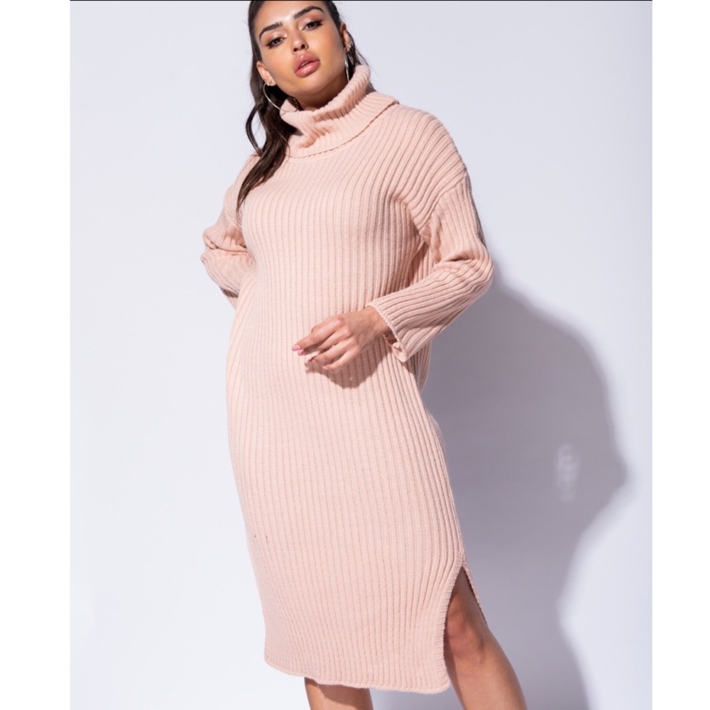 🍧 HP 🍧 Blush Pink Turtleneck Rib Knit L/S Slit Dress
